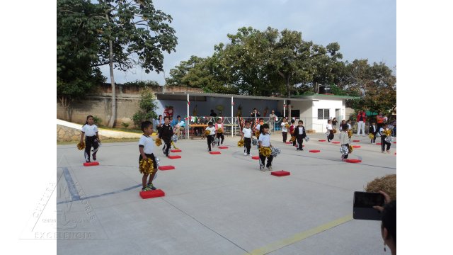 Centro Educativo Miguel Lara Vasallo Conmemoración Revolución Mexicana