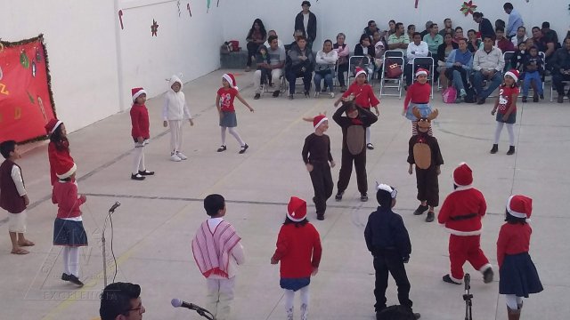 Centro Educativo Miguel Lara Vasallo Navidad 2018