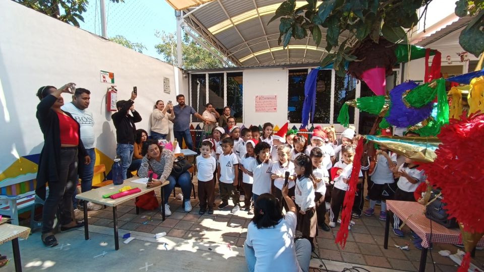 Evento familiar Navideño Preescolar Centro Educativo Miguel Lara Vasallo