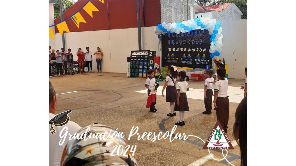 Graduación Preescolar 2024 Centro Educativo Miguel Lara Vasallo